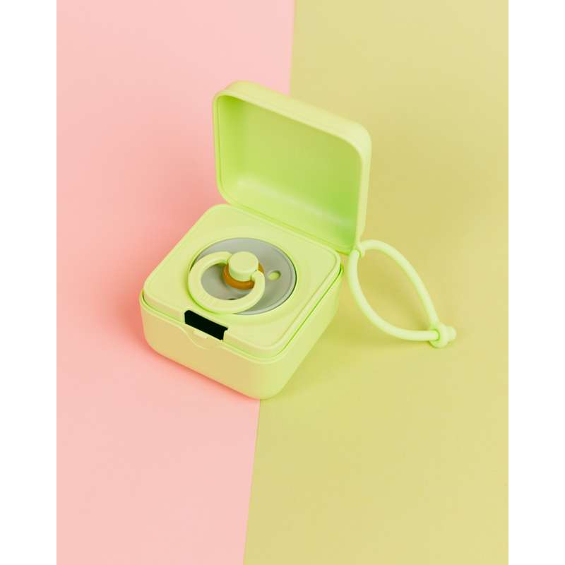 BIBS Accessories Pacifier Box - Nappbox m. Plats för 3 Nappar - Matcha