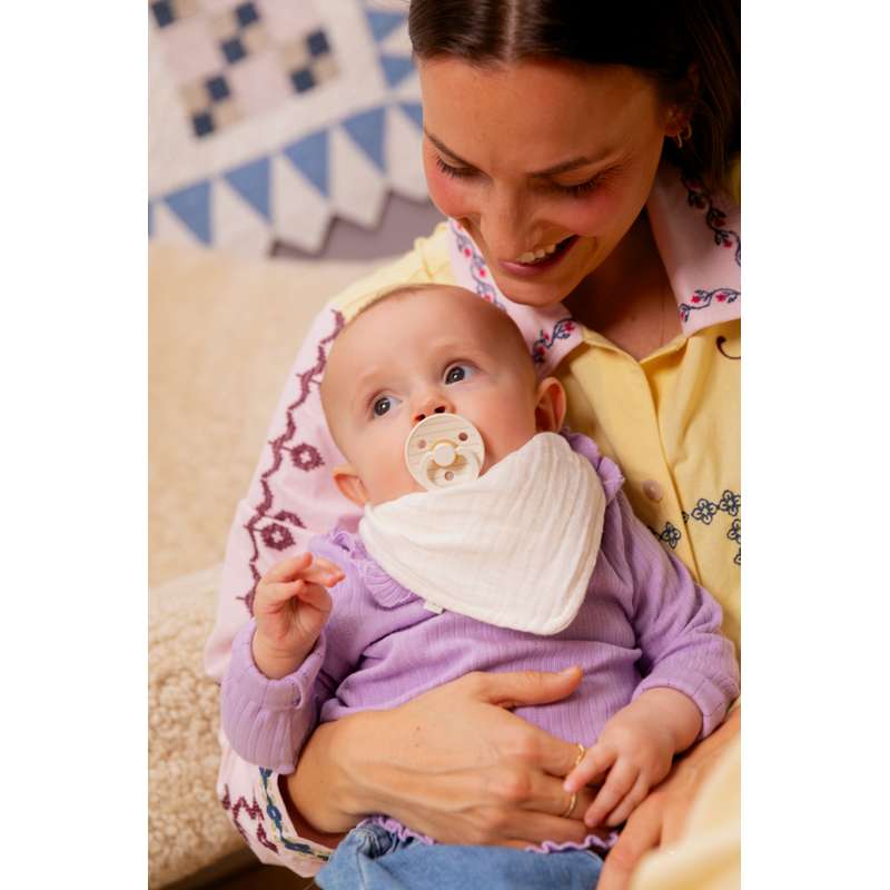 BIBS Rund Colour Napp - Strl. 2 - Naturgummi - Pin Studio - Vanilla
