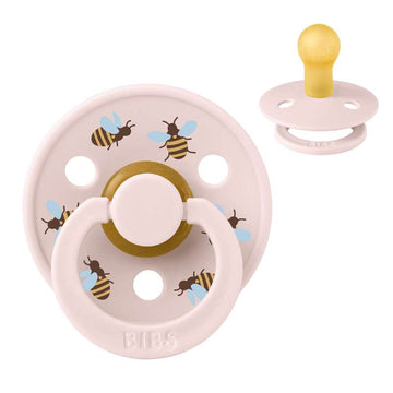 BIBS Rund Colour Napp - Str. 1 - Naturgummi - Bumblebee Studio - Petal