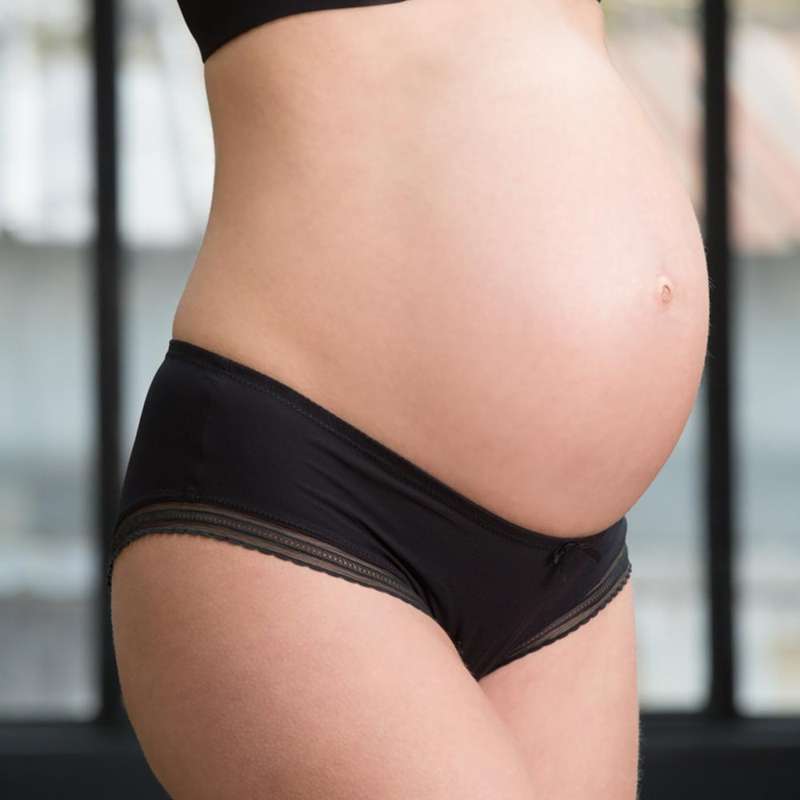Cache Coeur MILK Maternity shorts med låg midja - Svart 